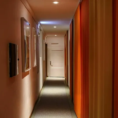 Anton&art Hotel 3*